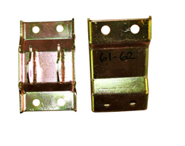 1961-62 CONVERTIBLE CYLINDER FLOOR BRACKET